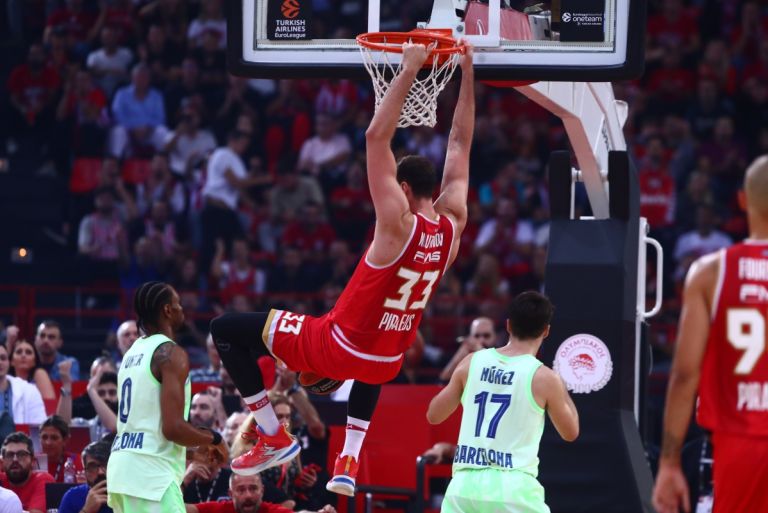 Euroleague: «Περίπατο» έκανε ο Ολυμπιακός κόντρα στην Μπαρτσελόνα [95-74]