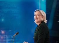 Λεπέν: Αρνείται οποιαδήποτε αδικοπραγία στη δίκη για την κατάχρηση κοινοτικών κονδυλίων Λεπέν: Αρνείται οποιαδήποτε αδικοπραγία στη δίκη για την κατάχρηση κοινοτικών κονδυλίων
