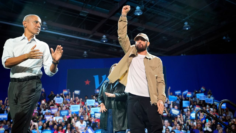 «My palms are sweaty…»: Ο Ομπάμα ραπάρει το «Lose Yourself» μπροστά στον Eminem και αποθεώνεται (Vid)
