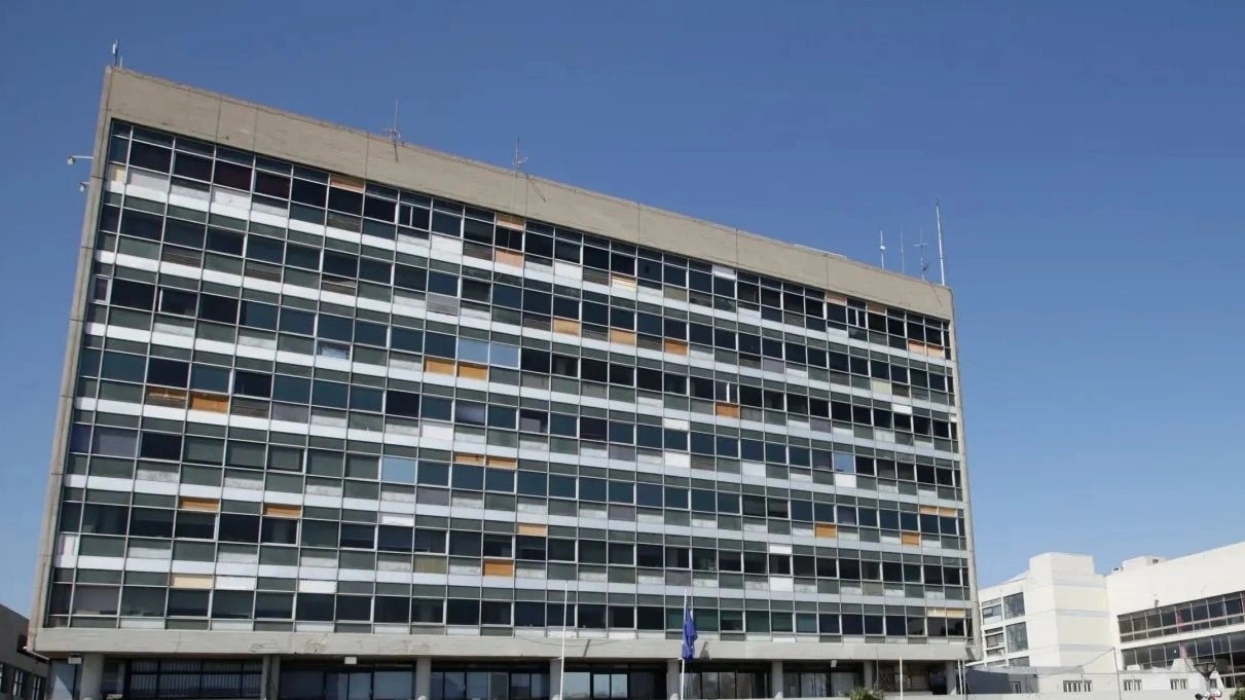 Χωρίς πιστοποιητικό ελέγχου για 2 χρόνια το ασανσέρ που έπεσε στις εστίες του ΑΠΘ