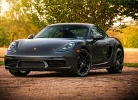 Porsche – Mercedes: Μαχαίρι στα έξοδα μετά το κινέζικο χτύπημα