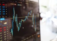 Πτωτικές διαθέσεις στις ευρωαγορές, μεγέθη 9μηνου στο επίκεντρο