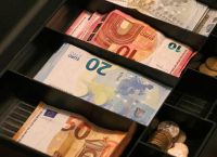 Πότε θα εφαρμοστεί το νέο σύστημα για τον κατώτατο μισθό – Tα πλεονεκτήματα
