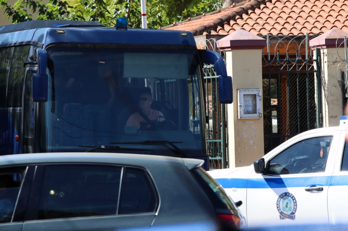 Στην ανακρίτρια τα δύο αδέλφια για τη δολοφονία του ξαδέρφου στην Κυψέλη–«Τον σιχαινόμασταν»