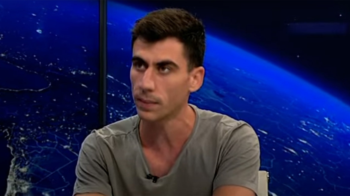 Φειδίας για τη διαδήλωση για τα κινητά στα σχολεία: Δεν πειράζει να γίνω κορόιδο–Και ο Τόμας Έντισον απέτυχε
