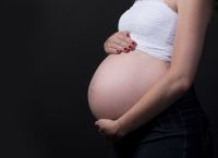 Θεσσαλονίκη: 28χρονος ξυλοκόπησε άγρια την έγκυο αδερφή του και τον σύντροφό της