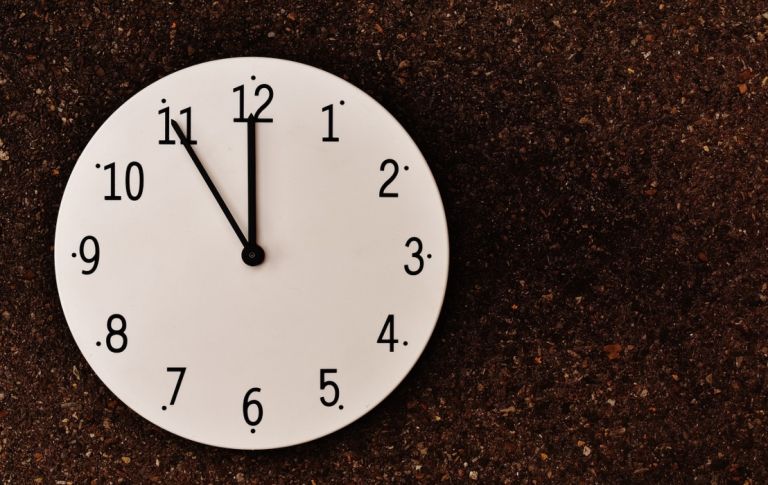 Clocks going back one hour on Sunday