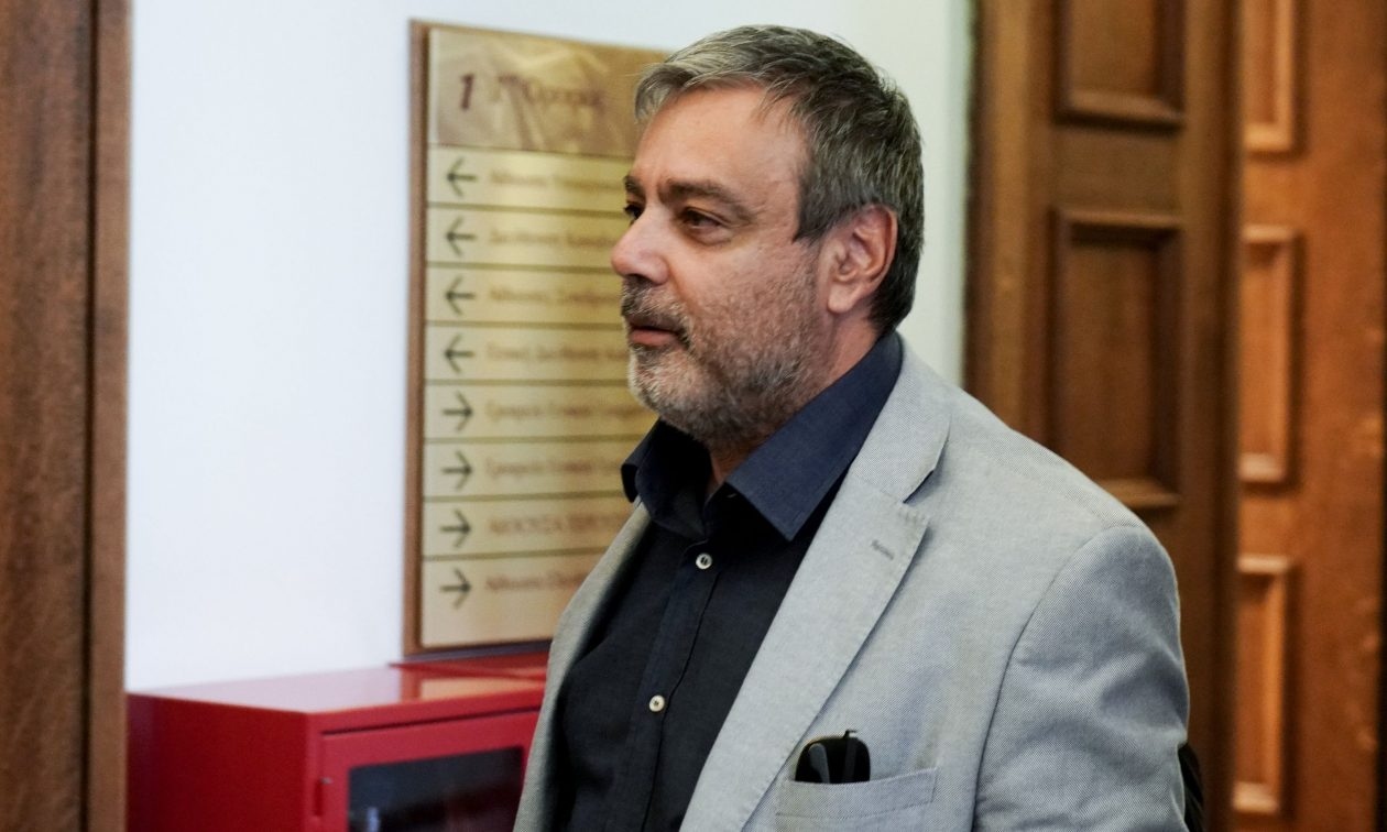 Βερναρδάκης σε Κασσελάκη: «Ας μην ανησυχεί – Κάνω πάντα νόμιμα πράγματα και απολύτως συνειδητά»