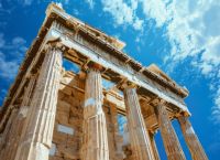 Πώς η Ελλάδα δανείζεται πλέον φθηνότερα από μεγάλες οικονομίες της Ευρώπης