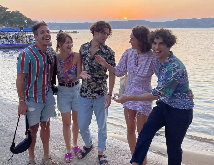 Χώρισε αγαπημένο ζευγάρι της Showbiz: Έβαλε τέλος στη σχέση που όλοι πίστευαν πως πάει για γάμο