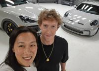 Μαρκ Ζούκερμπεργκ: Μετέτρεψε μια Porsche Cayenne Turbo GT σε μίνι βαν για τη σύζυγό του