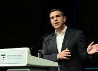 Πολλαπλά μηνύματα Τσίπρα: “Δεν ήμουν ποτέ θιασώτης του αναχωρητισμού” -Τα “καρφιά” κατά Κασσελάκη