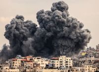 Το Ισραήλ βομβάρδισε παρατηρητήριο του ΟΗΕ και στόχους που έχουν σχέση με τη χρηματοδότηση της Χεζμπολάχ
