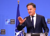 Γ. Γ. ΝΑΤΟ: Δεν μας τρομάζουν οι απειλές της Ρωσίας