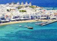 Tα 6 ελληνικά νησιά με την καλύτερη νυχτερινή ζωή Tα 6 ελληνικά νησιά με την καλύτερη νυχτερινή ζωή