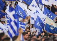 ΝΔ: Επιχείρηση συσπείρωσης της κομματικής βάσης