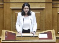 Κεραμέως: Έτσι θα προβλέπεται η αύξηση του κατώτατου μισθού