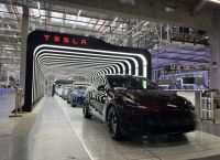 Tesla: Πιο κάτω από τις προσδοκίες οι πωλήσεις γ΄ τριμήνου λόγω σκληρού ανταγωνισμού