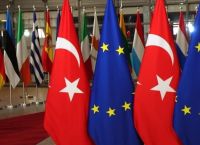 Η ΕΕ «προτρέπτει» την Τουρκία να ερευνήσει υποθέσεις για κακοποιήσεις και επαναπροωθήσεις μεταναστών Η ΕΕ «προτρέπτει» την Τουρκία να ερευνήσει υποθέσεις για κακοποιήσεις και επαναπροωθήσεις μεταναστών