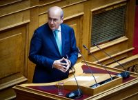 «Κλείνουμε τα αυτιά στους λαϊκιστές» λέει ο Κωστής Χατζηδάκης για τον προϋπολογισμό του 2025 «Κλείνουμε τα αυτιά στους λαϊκιστές» λέει ο Κωστής Χατζηδάκης για τον προϋπολογισμό του 2025