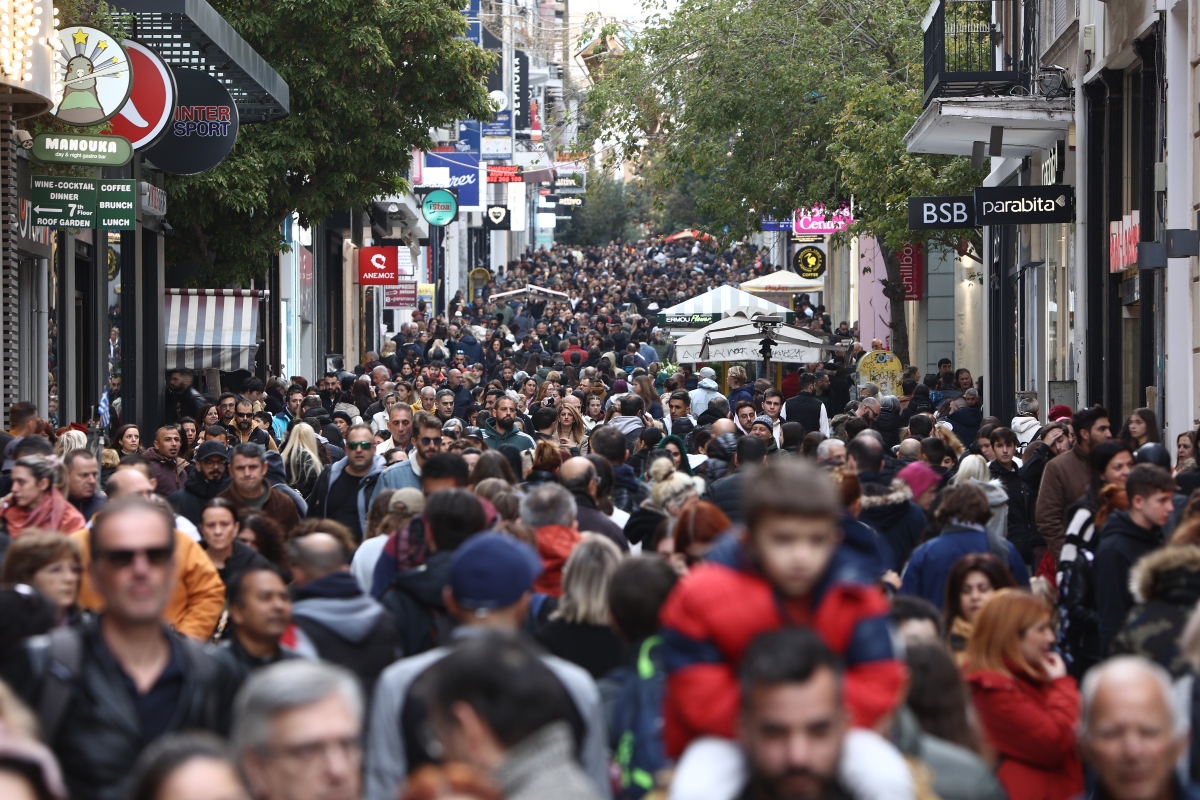 Black Friday/Cyber Monday: Το προφίλ των καταναλωτών, οι δαπάνες 