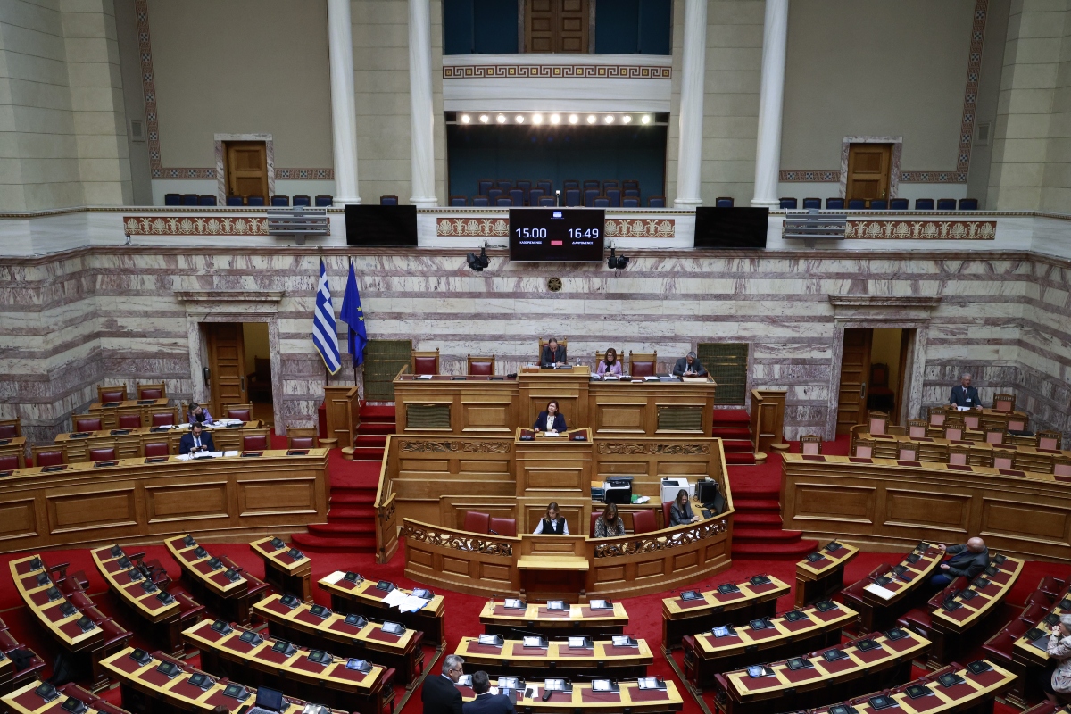 Πώς διαμορφώνεται το νέο κοινοβουλευτικό τοπίο
