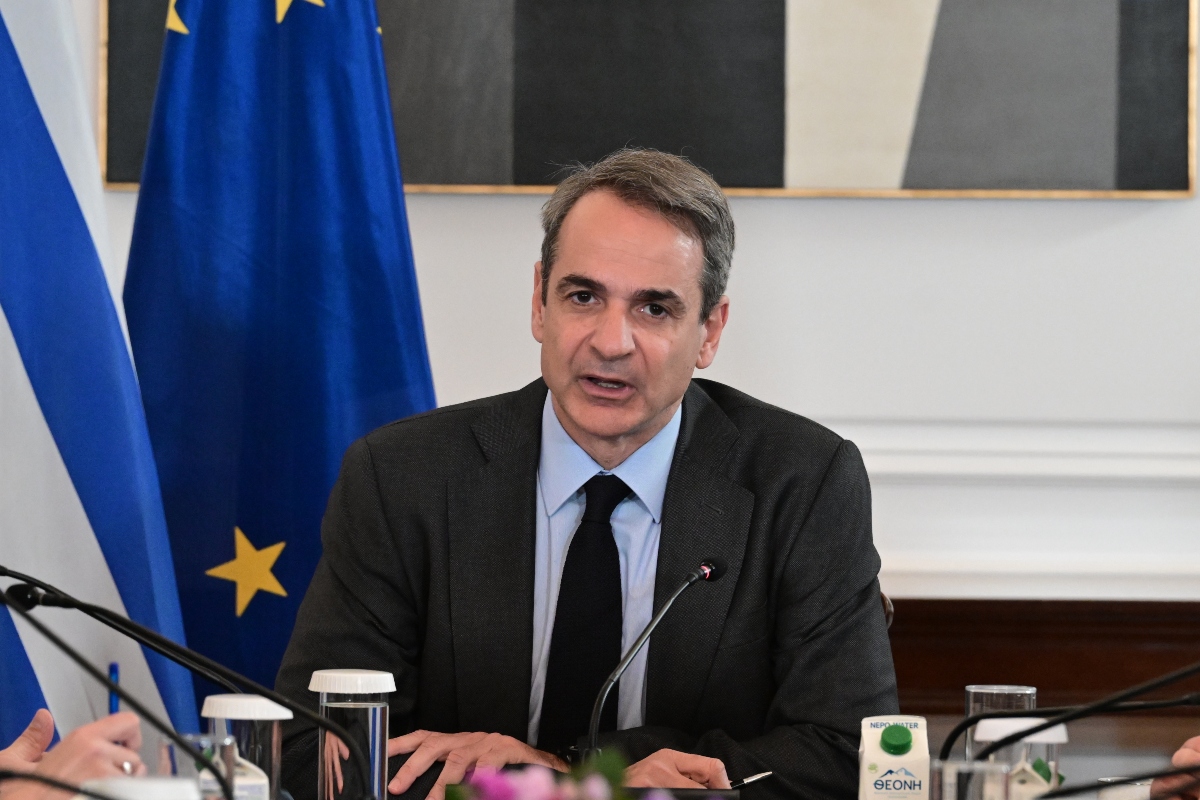 Μητσοτάκης: Το κράτος οφείλει να στέκεται δίπλα σε κάθε γυναίκα που δέχεται οποιαδήποτε μορφή βίας