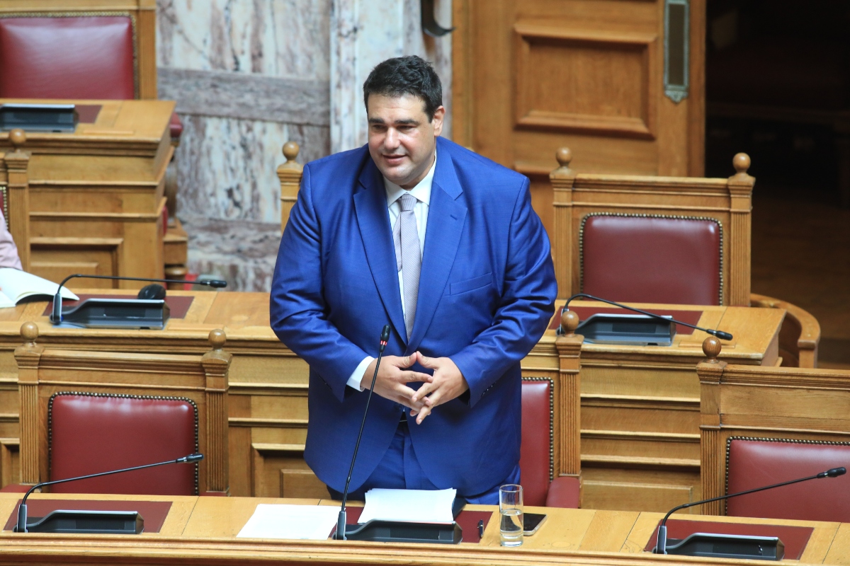 Λιβάνιος: «Παγώνει» άμεσα η δόση των 450.000 ευρώ προς το κόμμα των «Σπαρτιατών»