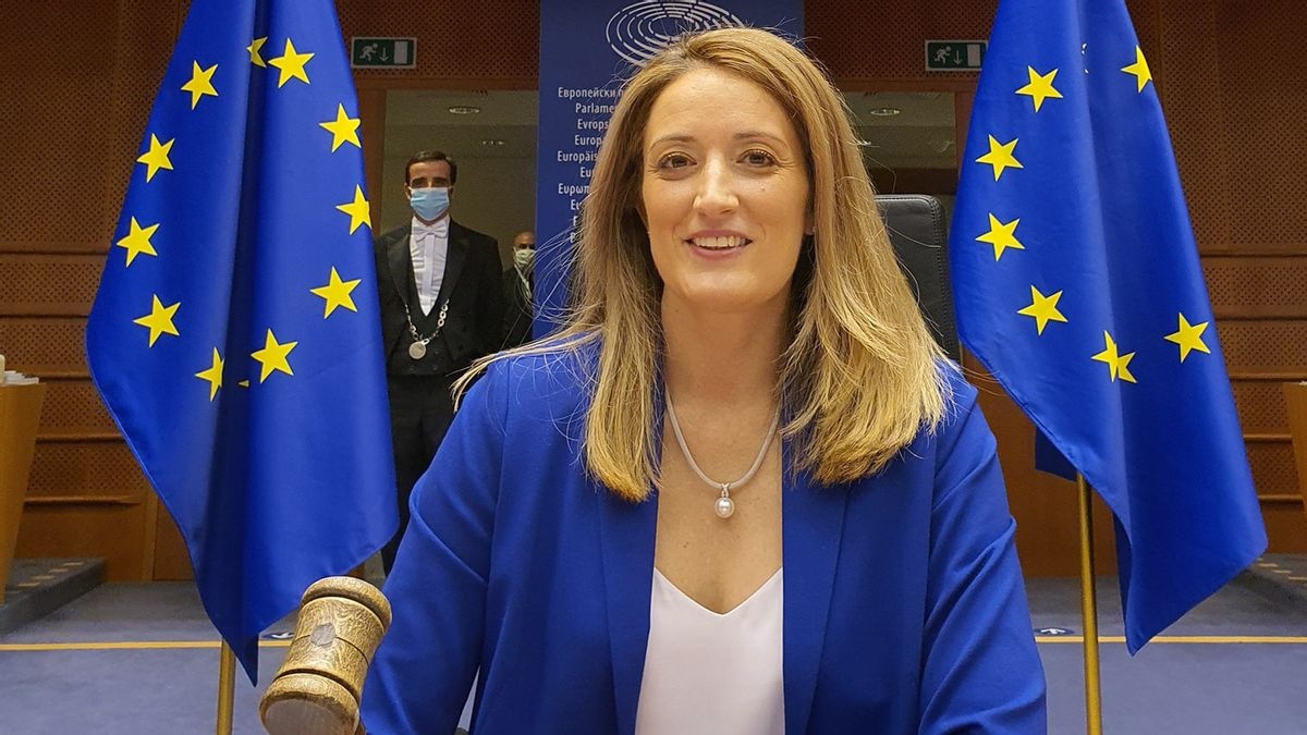 Ρομπέρτα Μέτσολα: Η Ε.Ε. πρέπει να είναι ενωμένη και με μια φωνή απέναντι στον Τραμπ