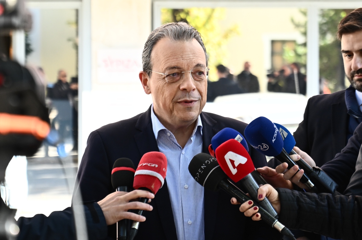 ΣΥΡΙΖΑ: Επιχείρηση ανασύνταξης δυνάμεων