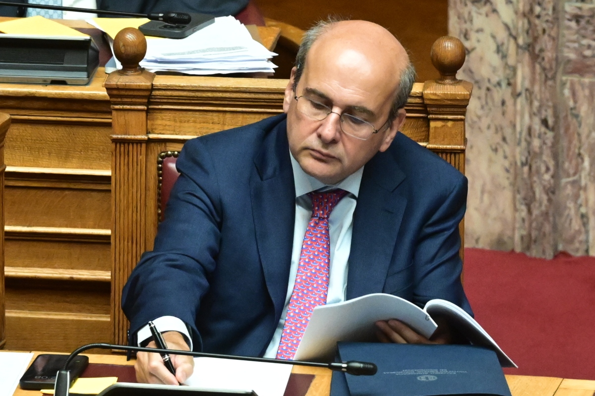 Υπουργείο Οικονομικών: Προγραμματίζει αποπληρωμή ακριβών δανείων και το 2025