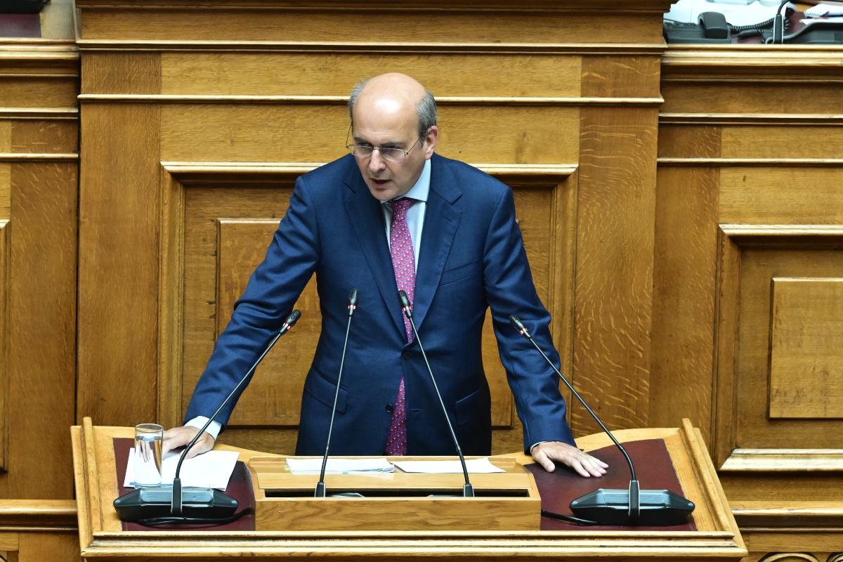 Χατζηδάκης: Το ΠΑΣΟΚ σκιά του εαυτού του