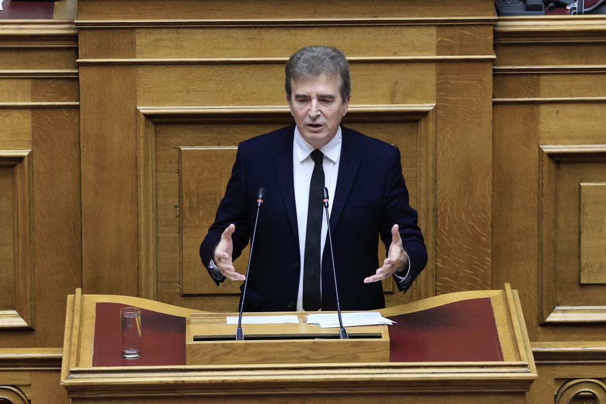 Χρυσοχοΐδης: Είμαστε σε πόλεμο με το οργανωμένο έγκλημα – Αυστηροποιείται η νομοθεσία για οπλοκατοχή