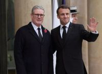Παρίσι: Συνάντηση Στάρμερ και Μακρόν για την Ουκρανία και τη Γάζα [pic,vid]