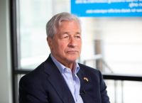 Ντίμον σε Τραμπ: Δεν θα σε βάλω αφεντικό στο κεφάλι μου