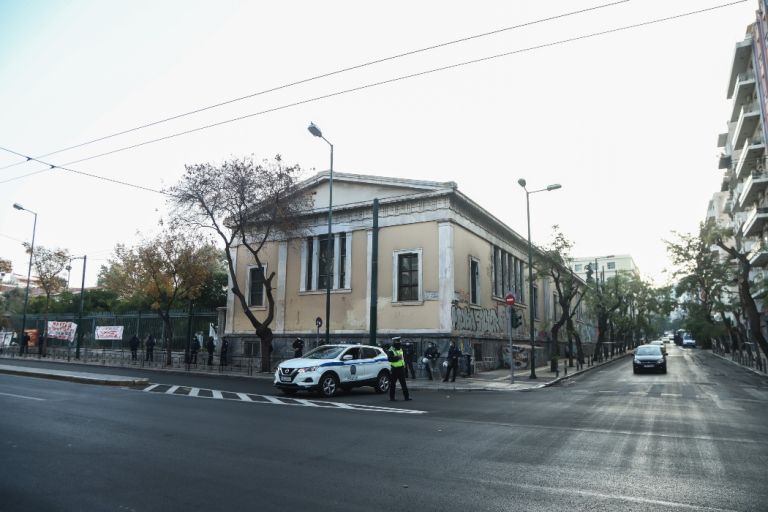 Ποιοι δρόμοι κλείνουν σήμερα, Κυριακή, για το Πολυτεχνείο [vid]
