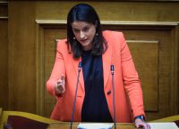 Κεραμέως: Η ανεργία έπεσε σε μονοψήφιο ποσοστό μετά από πολλά χρόνια