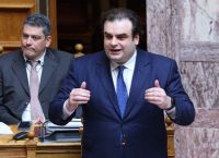 Πιερρακάκης: Θα τηρηθεί ο νόμος για τους αιώνιους φοιτητές – Νέο πλαίσιο για τις εκδρομές