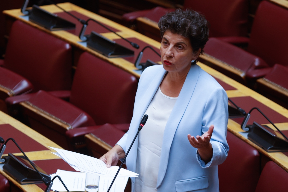 Ανεξαρτητοποιήθηκε και η Κυριακή Μάλαμα – Με 31 βουλευτές έμεινε η κοινοβουλευτική ομάδα του ΣΥΡΙΖΑ