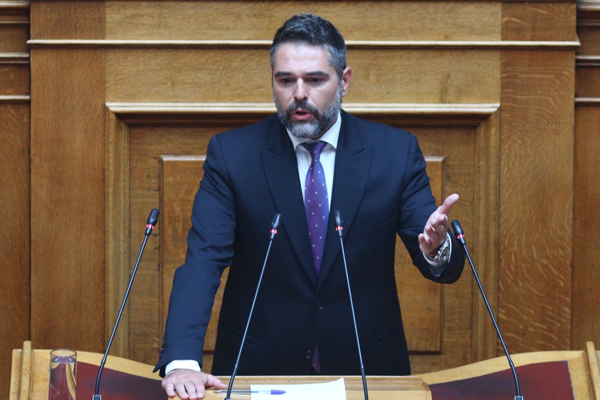Σαρακιώτης: Την Πέμπτη φεύγω από τον ΣΥΡΙΖΑ – Θα κρατήσω την έδρα μου