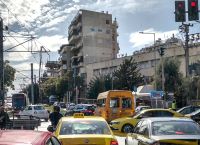 ΑΑΔΕ: Προθεσμία έως 26/2 για την πληρωμή των τελών κυκλοφορίας