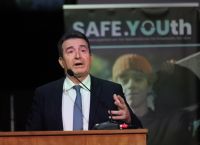 «SAFE.YOUth»: Νέα πλατφόρμα κατά της νεανικής βίας–«Δεν θα αφήσουμε παιδί απροστάτευτο» δήλωσε ο Χρυσοχοΐδης