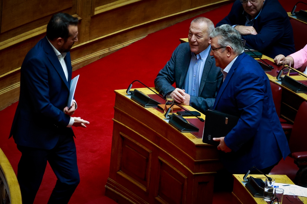 Ο Νίκος Παππάς έκανε δώρο στον Μητσοτάκη – «Δεν μπορώ να το αρνηθώ» είπε ο πρωθυπουργός