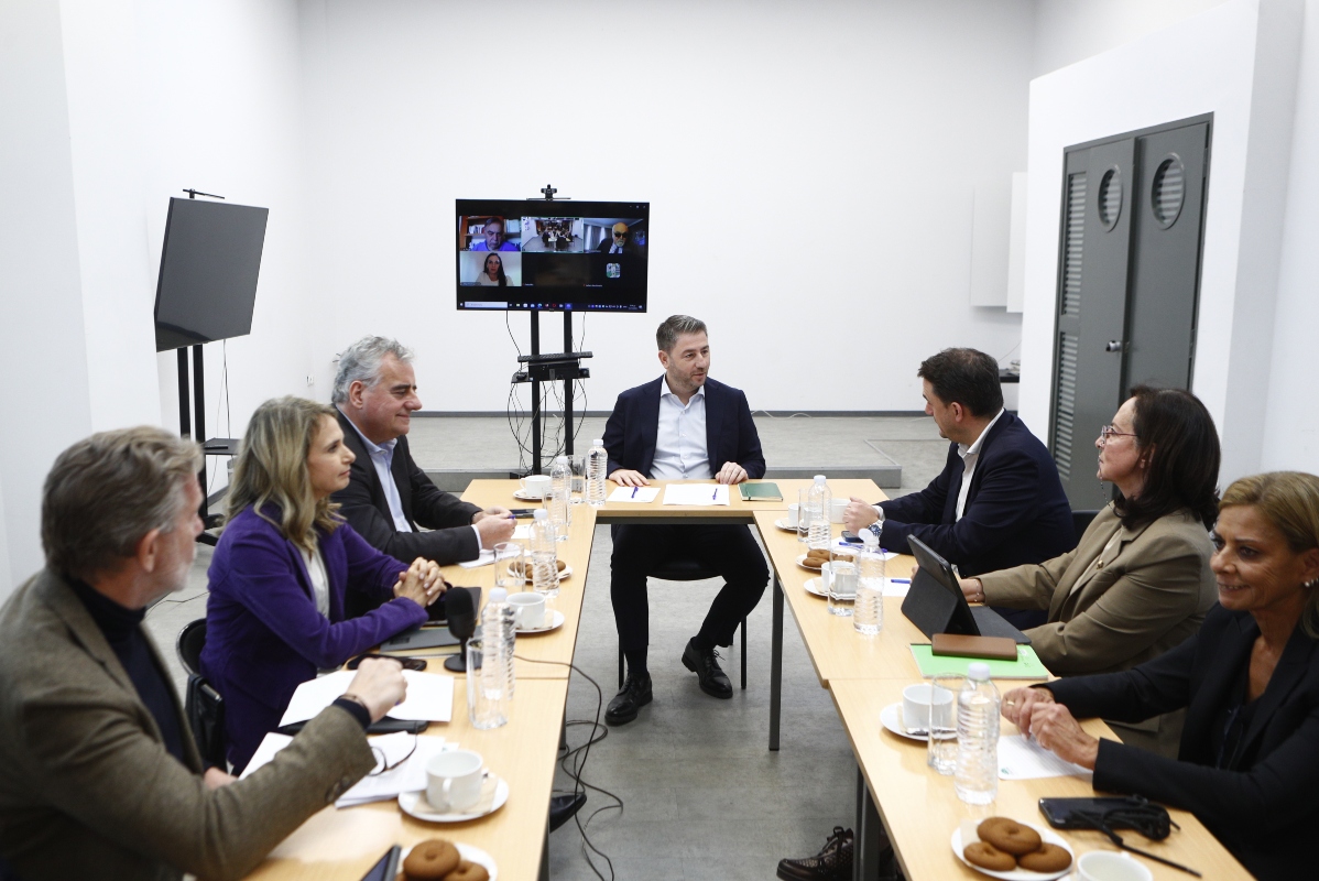 Ανδρουλάκης: «Το ΠΑΣΟΚ πλέον βάζει την ατζέντα και η κυβέρνηση ακολουθεί αμυνόμενη και απολογούμενη»