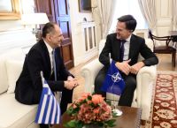 Μαρκ Ρούτε: Συναντήθηκε με Δένδια – Το μεσημέρι η συνάντηση με Μητσοτάκη