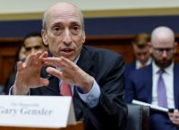 ΗΠΑ: Ανήμερα της ορκωμοσίας Τραμπ θα παραιτηθεί ο πρόεδρος της Επιτροπής Κεφαλαιαγοράς