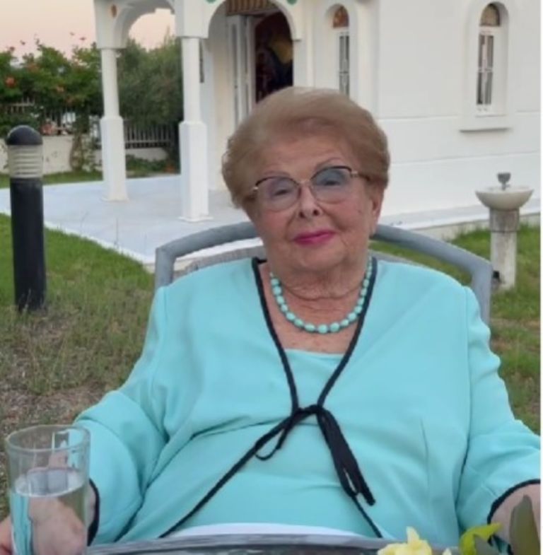 Βέφα Αλεξιάδου: “Εφυγε” σε ηλικία 91 ετών η αγαπημένη μαγείρισσα [vid]