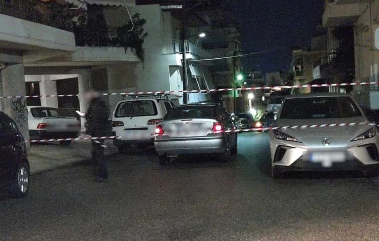 Νεκρή γυναίκα στο Αγρίνιο – Την πυροβόλησαν εξ επαφής στη μέση του δρόμου