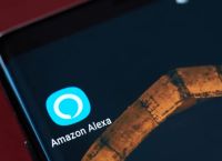 Η Alexa απάντησε: «Πότε θα έρθει το τέλος των ΗΠΑ;» Η Alexa απάντησε: «Πότε θα έρθει το τέλος των ΗΠΑ;»