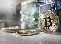 Πρώτη σοβαρή διόρθωση Bitcoin «επί Τραμπ»